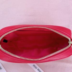 Replica Miu Miu Clutch Red - top-tier luxury replica shoulder bag