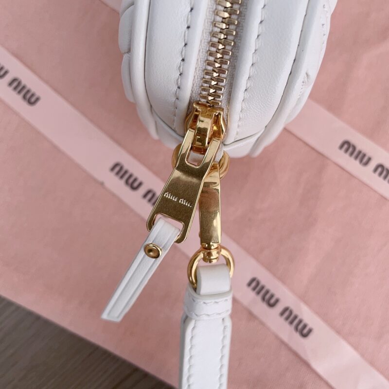Replica Miu Miu Clutch White - premium-grade designer purse dupe