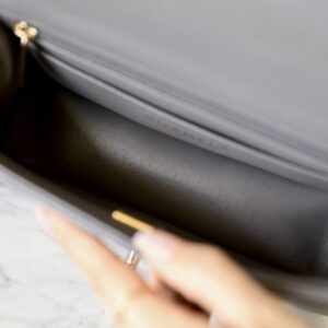 Replica CHANEL CF 20 cm Handle Beige - top-tier luxury replica shoulder bag