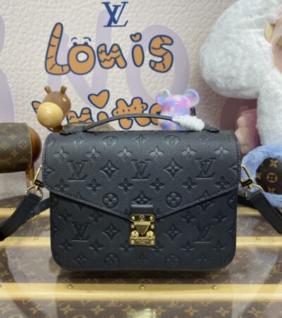 Replica Louis Vuitton Pochette Metis Black - high-accuracy replica luxury purse