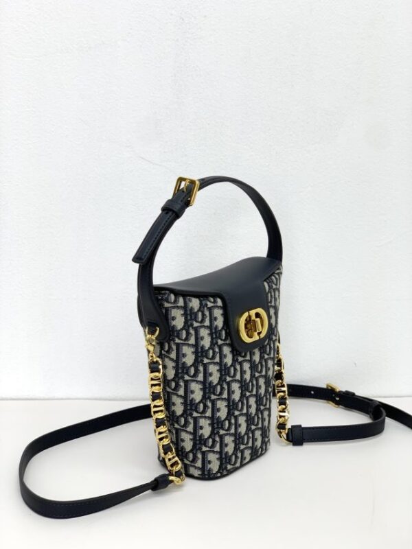 Replica Dior 30 Montaigne Amber Chain - high-accuracy replica luxury purse