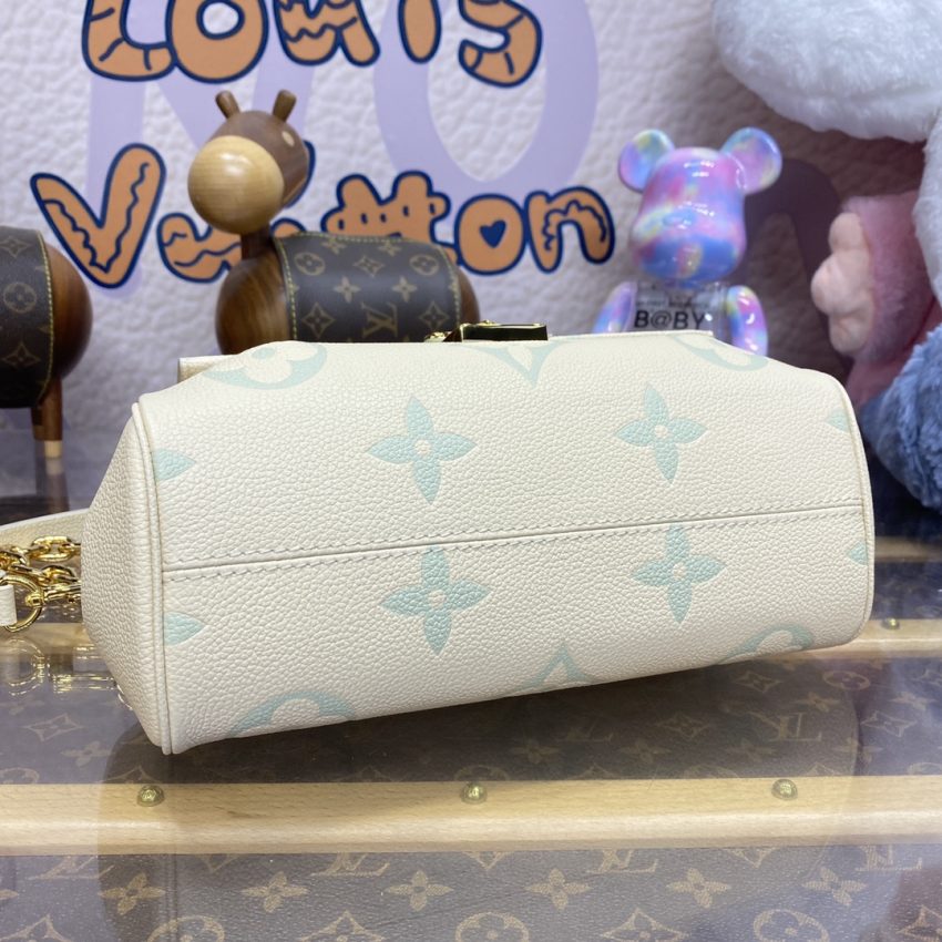 Replica Louis Vuitton Favorite White - near-authentic luxury replica handbag