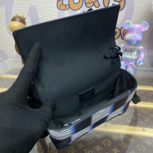 Replica Louis Vuitton Steamer Wearable Wallet II - premium-grade designer purse dupe