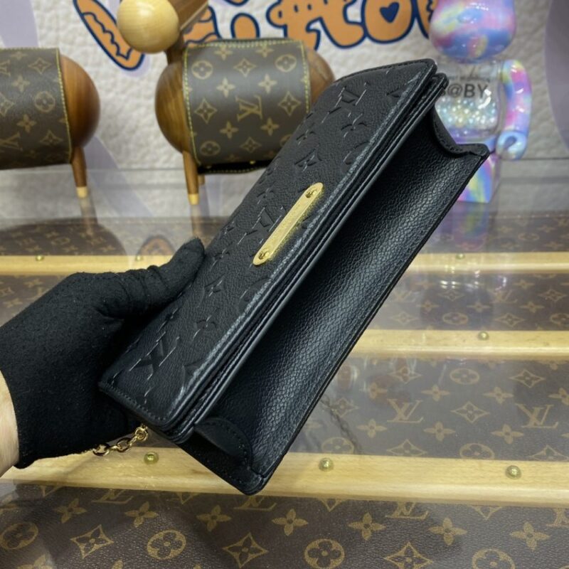 Replica Louis Vuitton Wallet On Chain Lily Black - 1:1 designer replica handbag