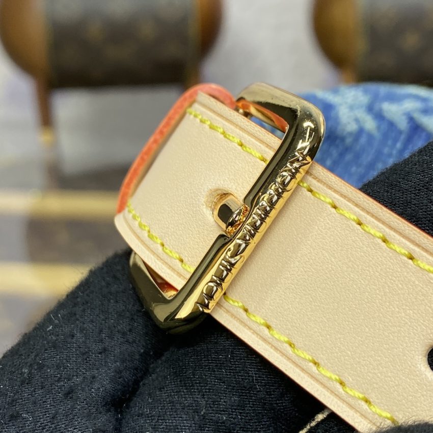 Replica Louis Vuitton Hills Pochette - high-quality designer bag clone