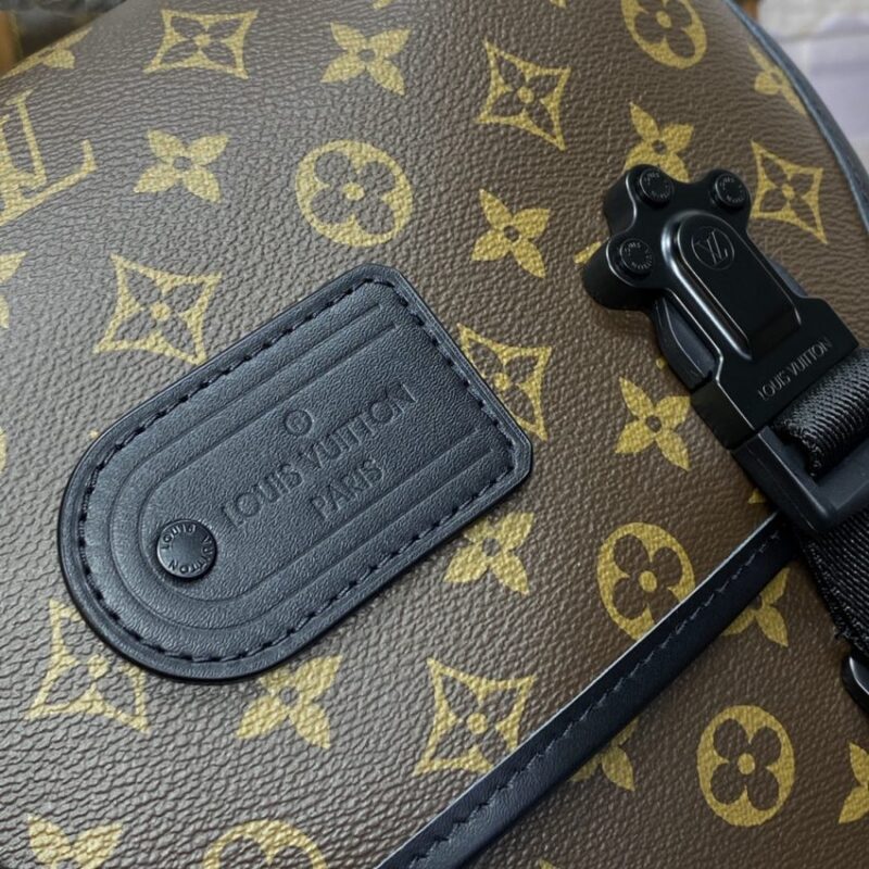 Replica Louis Vuitton Trail Messenger Bag - authentic-look luxury purse replica