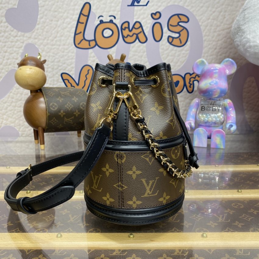 Replica Louis Vuitton CanoƩ Bucket Bag - high-accuracy replica luxury purse