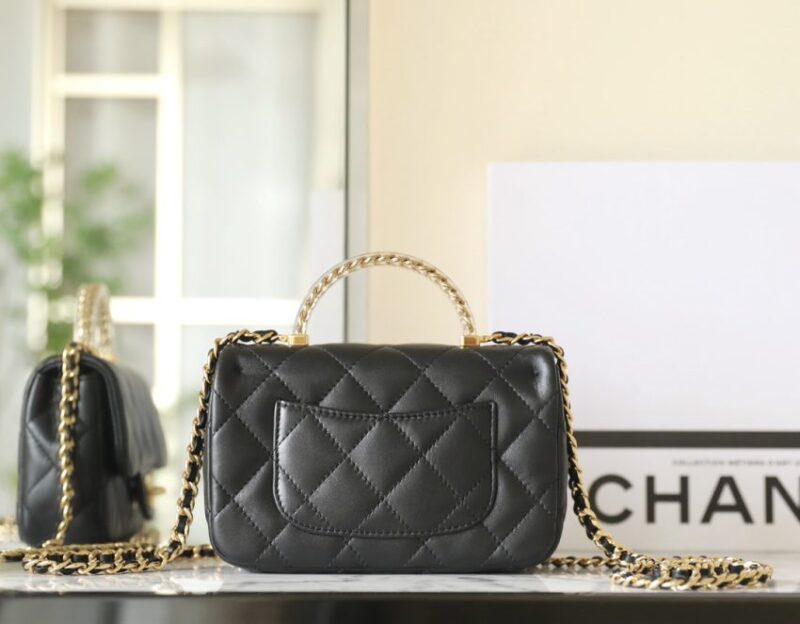 Replica CHANEL CF 19 cm Handle Black - high-quality designer bag clone