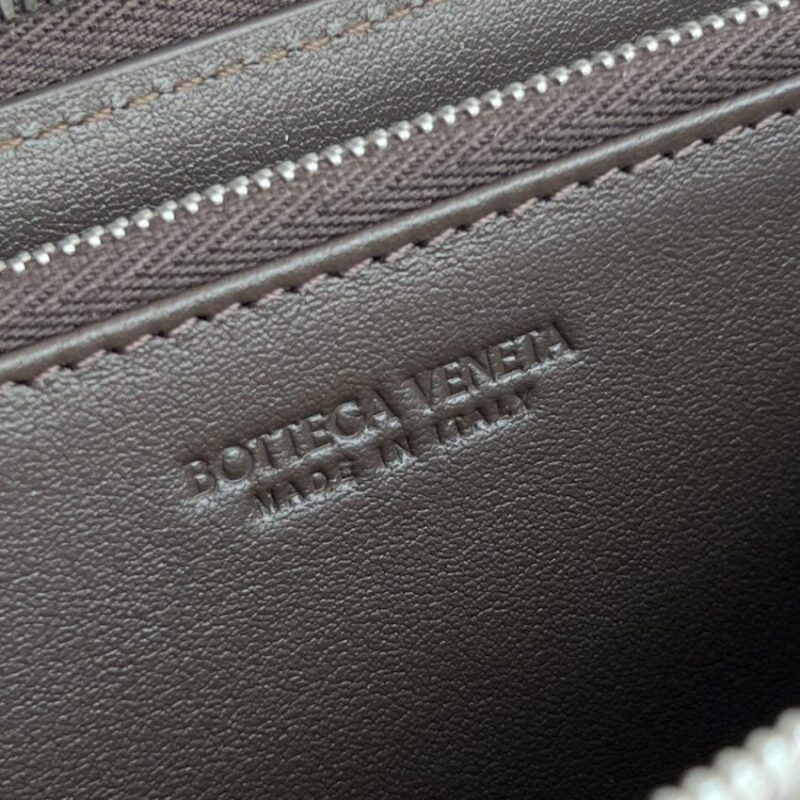 Replica Bottega Veneta Zip Long Wallet Brown&Black - ultra-realistic fake designer tote