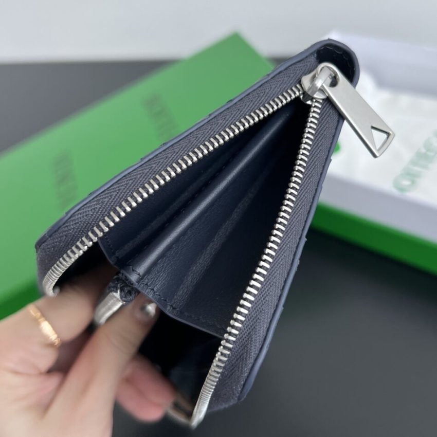 Replica Bottega Veneta Zip Long Wallet White&Blue - high-accuracy replica luxury purse