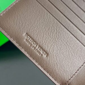Replica Bottega Veneta Intrecciato Bi-Fold Wallet Black&Brown - top-tier luxury replica shoulder bag