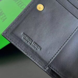 Replica Bottega Veneta Bifold Zipper Wallet - near-authentic luxury replica handbag