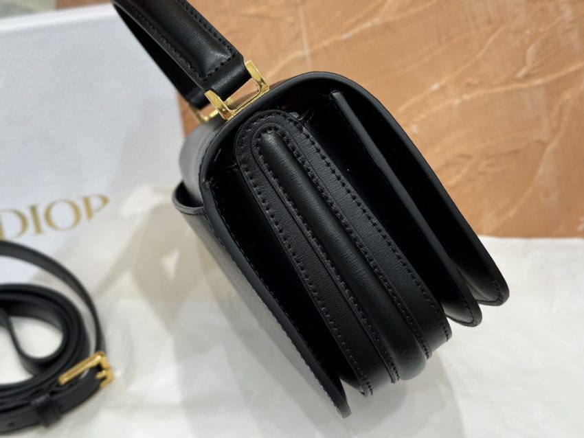 Replica Dior 30 Montaigne Avenue Top Handle Black - authentic-look luxury purse replica