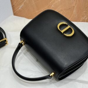 Replica Dior 30 Montaigne Avenue Top Handle Black - high-end fake designer purse