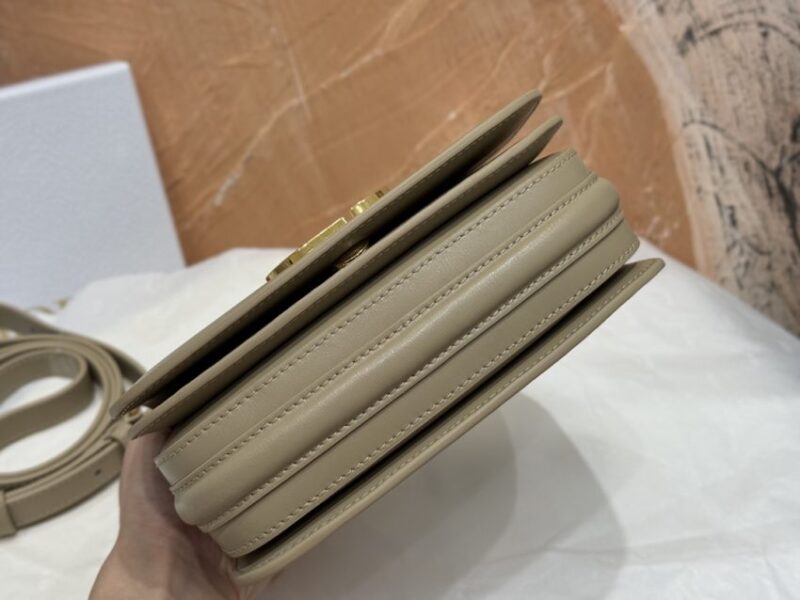 Replica Dior 30 Montaigne Avenue Top Handle Brown - 1:1 designer replica handbag