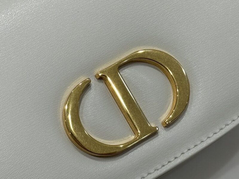 Replica Dior 30 Montaigne Avenue Top Handle White - high-end fake designer purse