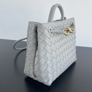 Replica Bottega Veneta Andiamo - ultra-realistic fake designer tote