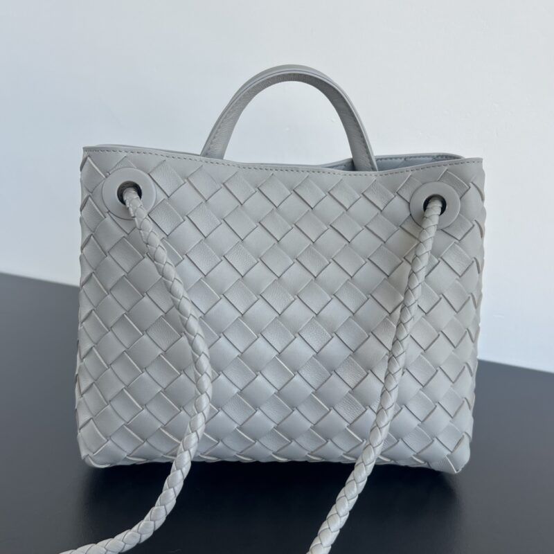 Replica Bottega Veneta Andiamo - best-selling designer handbag dupe
