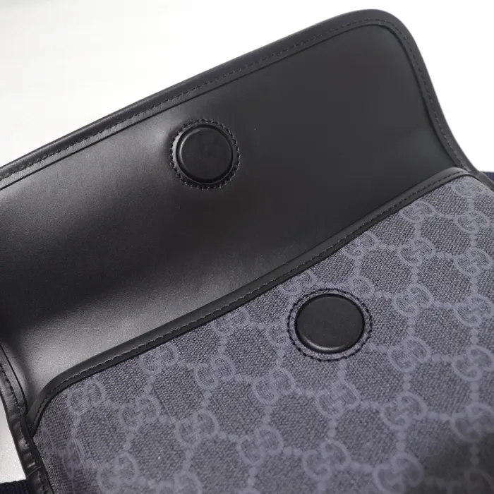 Replica GUCCI NEO VINTAGE GG SUPREME BELT BAG - high-end fake designer purse