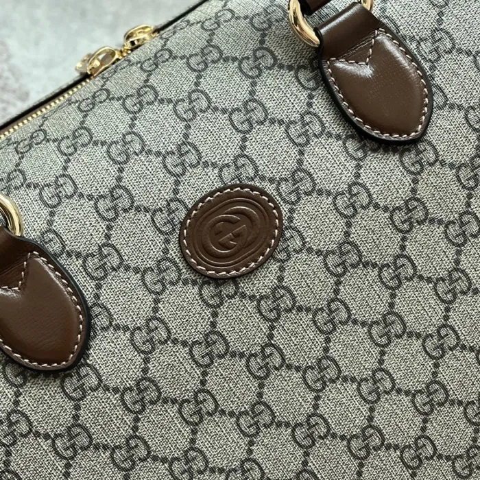 Replica GUCCI DUFFEL BAG GG SUPREME CANVAS - best-selling designer handbag dupe