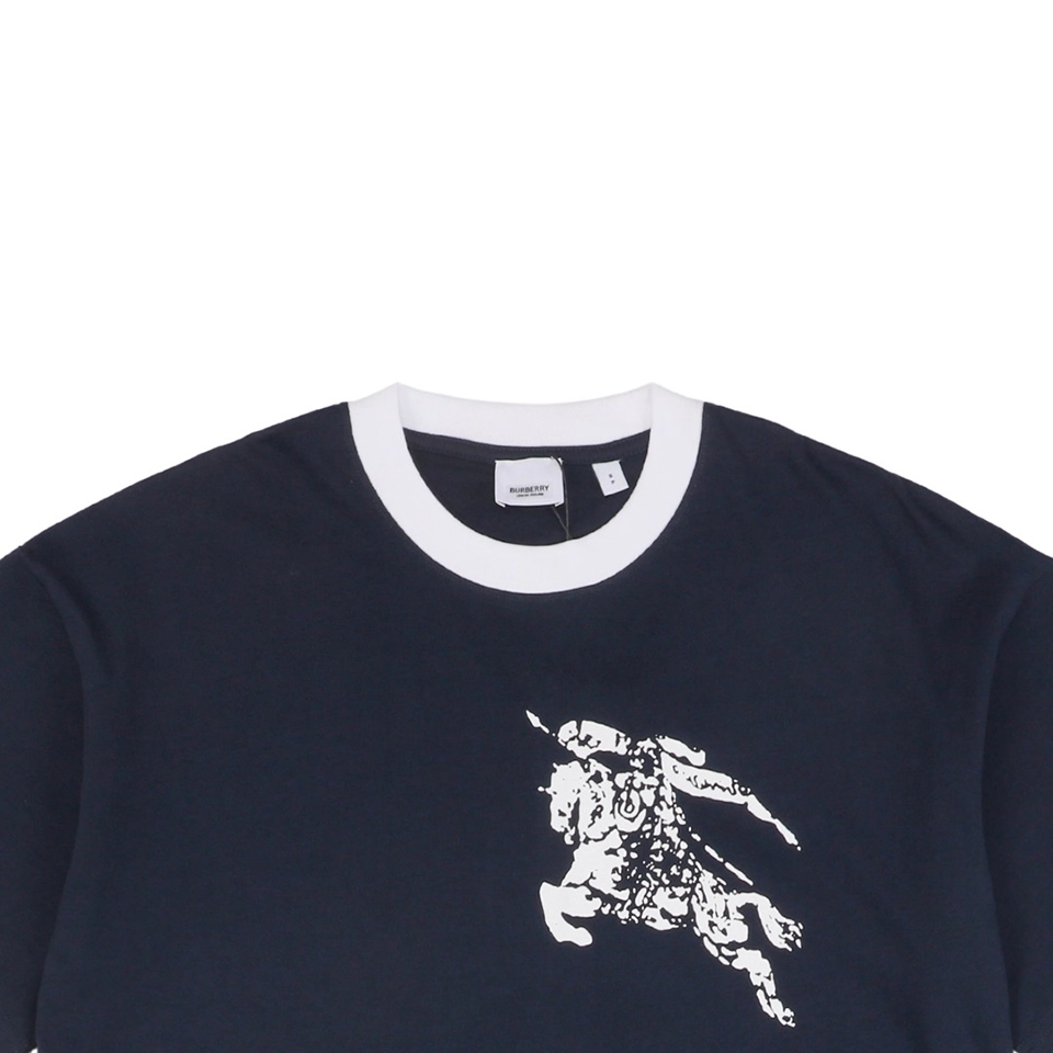 BBry Contrast Collar Equestrian Knight Logo Print T-Shirt10.jpeg