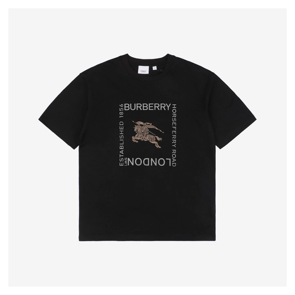 BBry Framed Letter & Knight Emblem Graphic T-Shirt