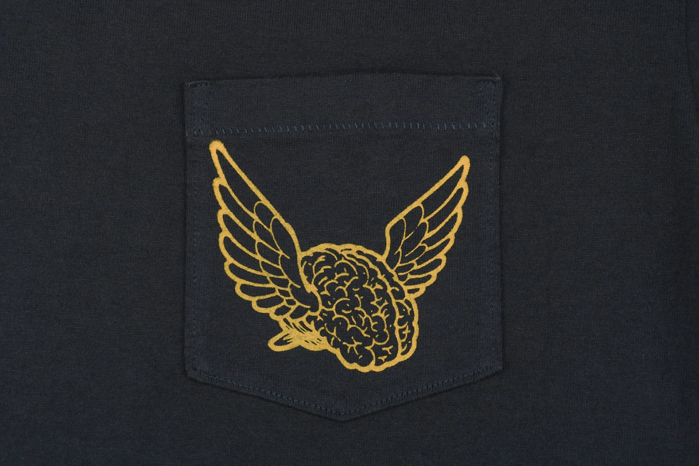 Gallery Dept Pocket Flying Brain Graphic T-Shirt9.jpeg