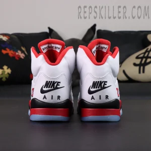 Jordan 5 Retro 'Fire Red' 20251.jpg