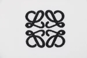 L Floral Logo Embroidered Color-Block Polo T-Shirt15.jpeg