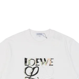 L Graffiti Multicolor Anagram Flower Embroidery T-Shirt White