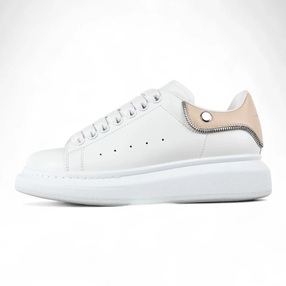 MQ Oversized WMNS White / Oat Sneakers