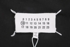 Maison Margiela Number-Connected Letter Embroidery T-Shirt19.jpeg