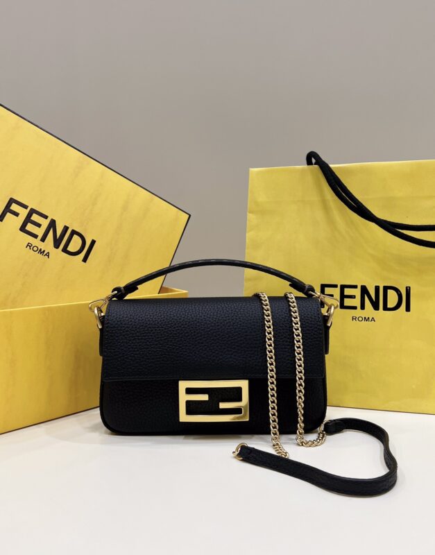 Replica Fendi Baguette Small Black - authentic-look luxury purse replica