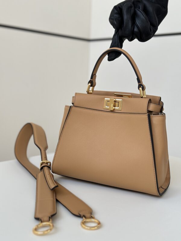 Replica Fendi Peekaboo Large Light Brown - high-accuracy replica luxury purse