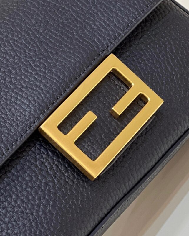 Replica Fendi Baguette Small Black - premium 1:1 fake handbag model