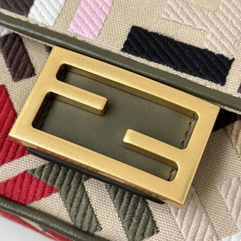 Replica Fendi Baguette Small Beige - authentic-look luxury purse replica