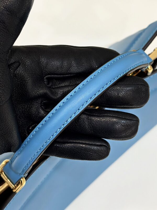 Replica Fendi Peekaboo Large Blue - high-end fake designer purse