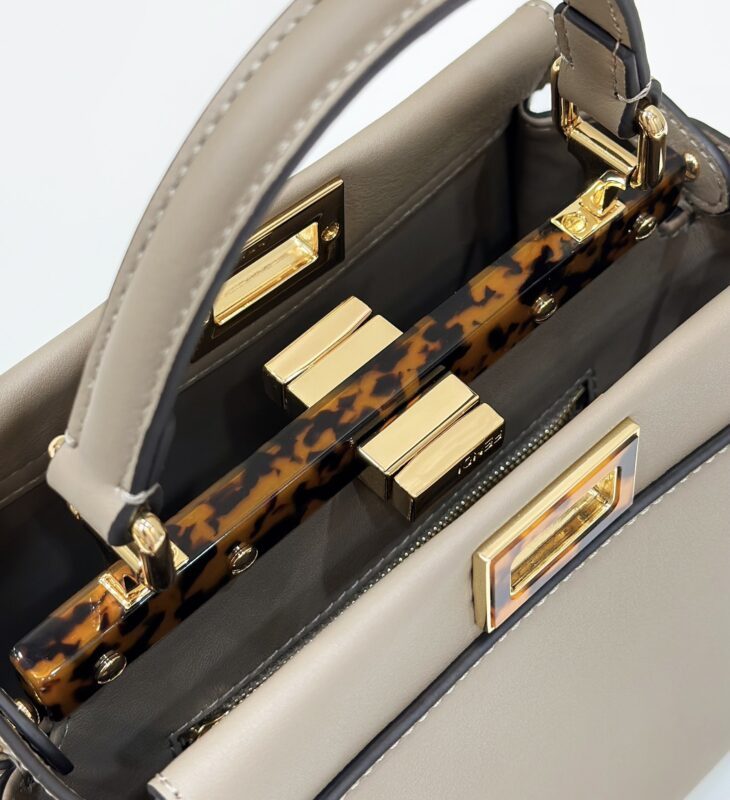 Replica Fendi Peekaboo Beige - 1:1 designer replica handbag