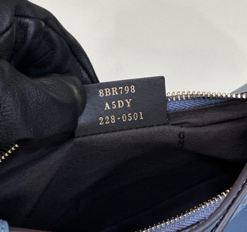 Replica Fendi Fendigraphy Large Blue - top-tier luxury replica shoulder bag