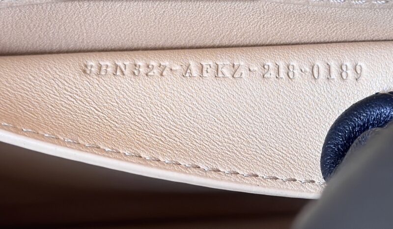 Replica Fendi Peekaboo Medium Pink - premium 1:1 fake handbag model