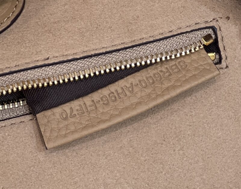 Replica Fendi Baguette Brown Wool - premium 1:1 fake handbag model