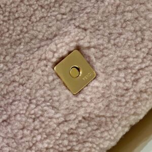 Replica Fendi Baguette Pink Wool - high-end fake designer purse