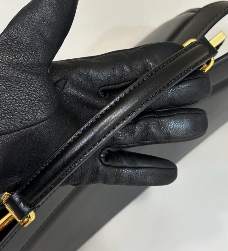 Replica Fendi Peekaboo Large Black - best quality luxury bag dupe