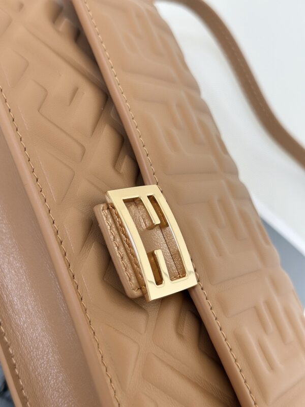 Replica Fendi Baguette Full Brown - high-end fake designer purse