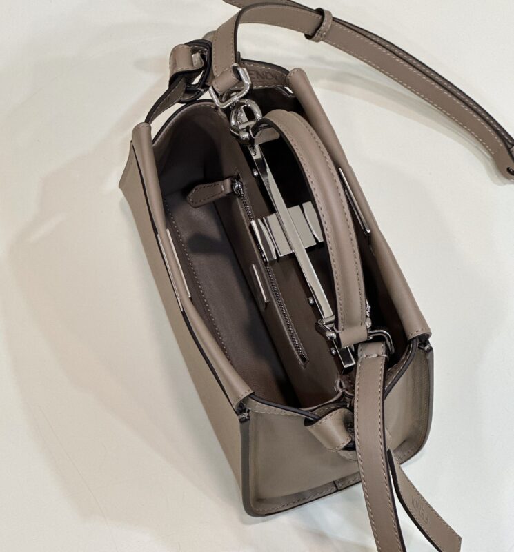 Replica Fendi Peekaboo Small Beige - realistic designer-inspired fake bag