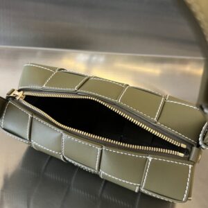 Replica Bottega Veneta Cassette Brick Small - high-accuracy replica luxury purse