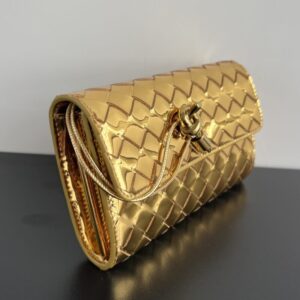 Replica Bottega Veneta Andiamo Clutch Wallet - top-tier luxury replica shoulder bag