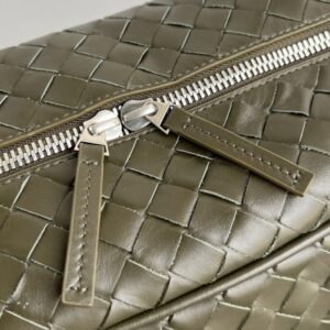 Replica Bottega Veneta Travel Briefcase - realistic designer-inspired fake bag