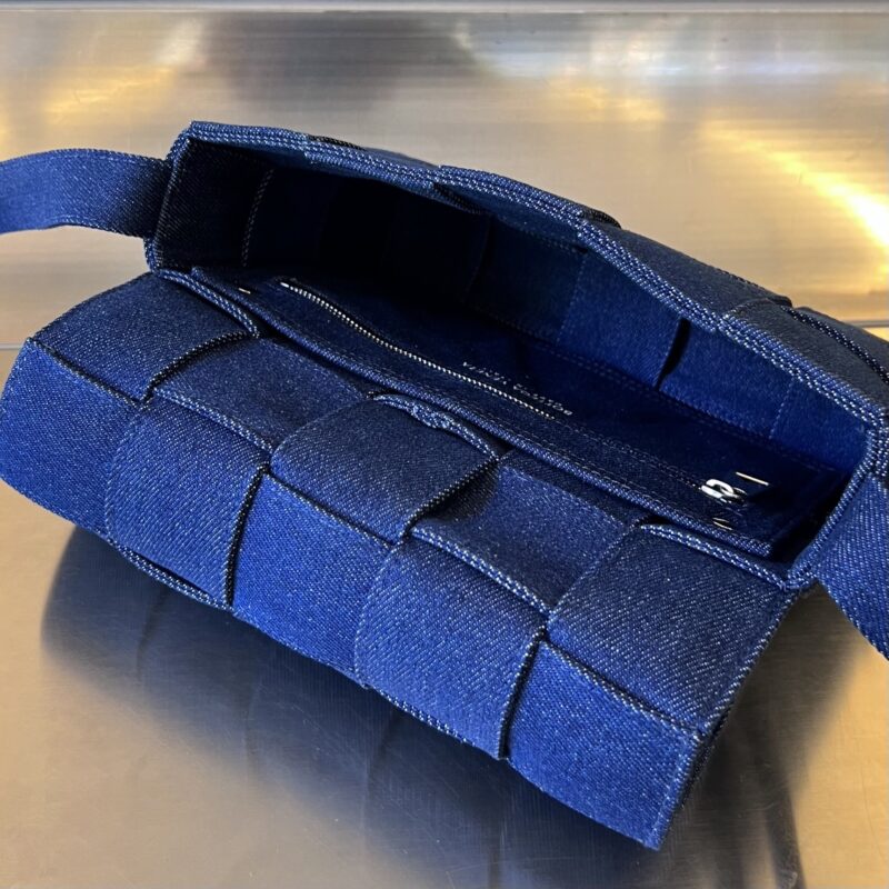 Replica Bottega Veneta Cassette Denim - realistic designer-inspired fake bag