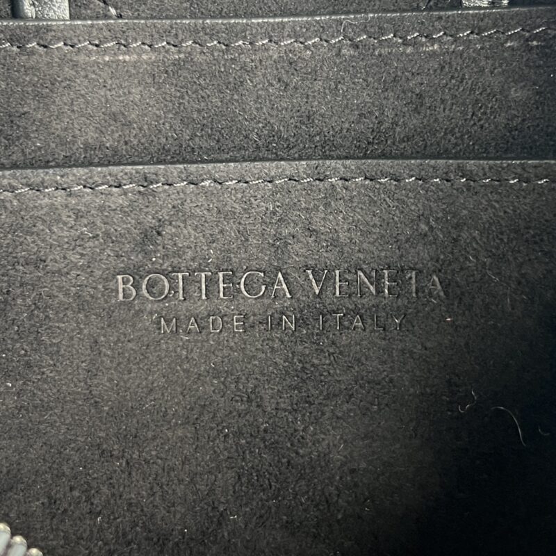 Replica Bottega Veneta Arco Camera Bag - premium-grade designer purse dupe